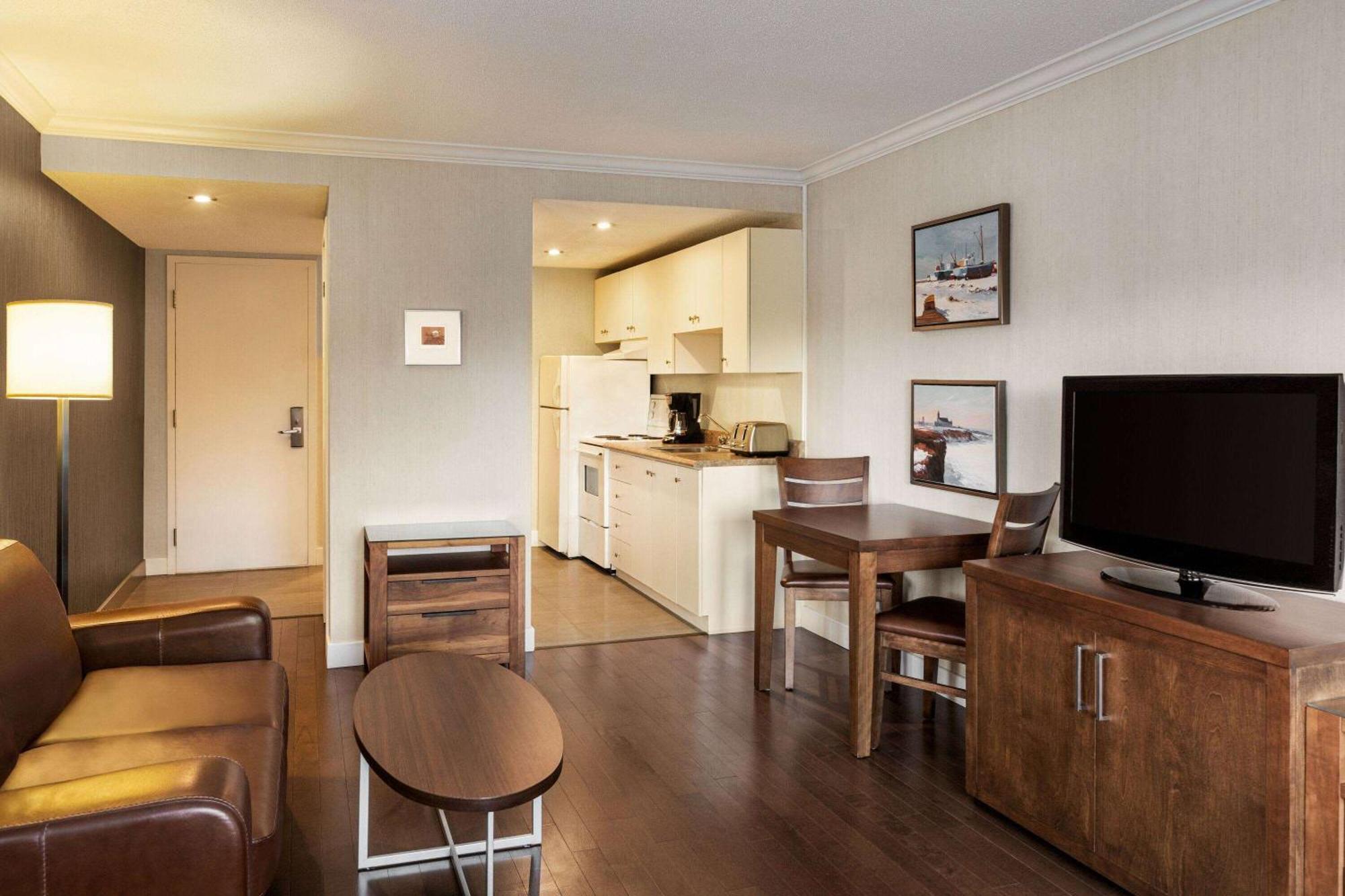 Atlantic Host Hotel, Trademark Collection By Wyndham Bathurst Exteriér fotografie