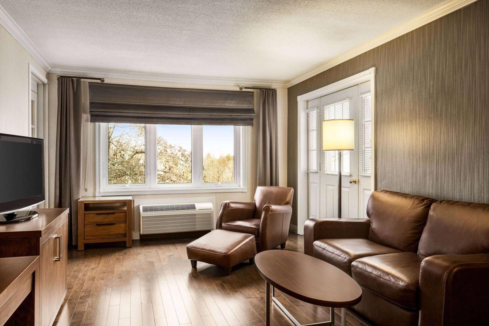 Atlantic Host Hotel, Trademark Collection By Wyndham Bathurst Exteriér fotografie