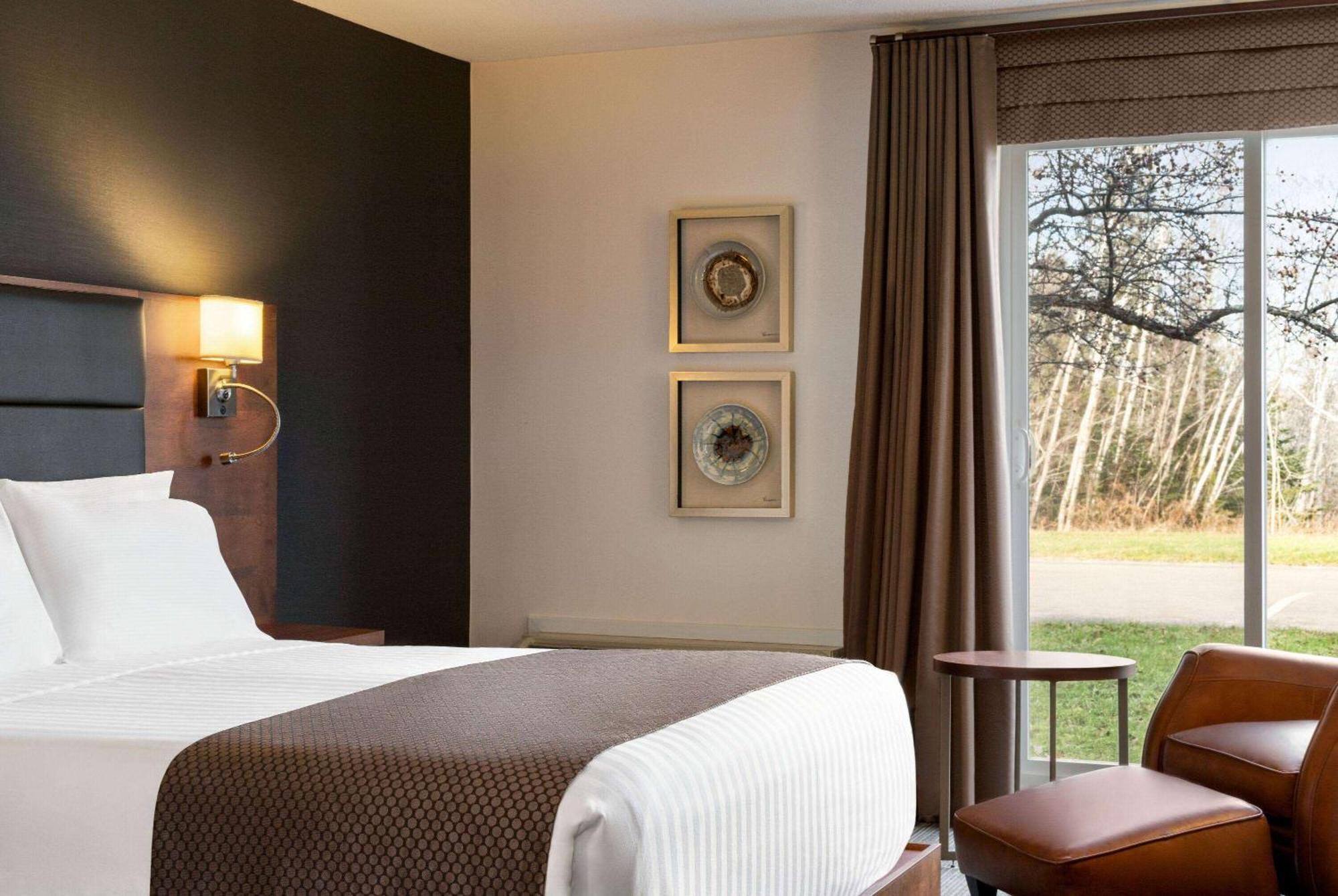 Atlantic Host Hotel, Trademark Collection By Wyndham Bathurst Exteriér fotografie