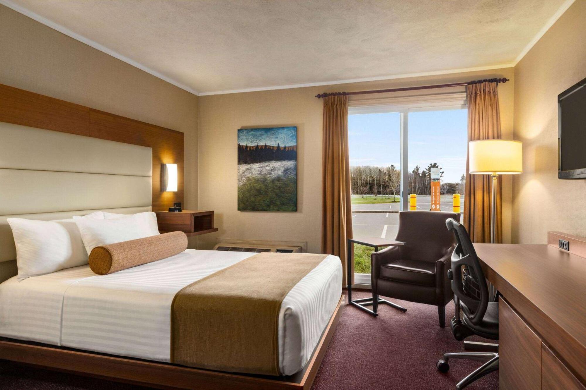 Atlantic Host Hotel, Trademark Collection By Wyndham Bathurst Exteriér fotografie
