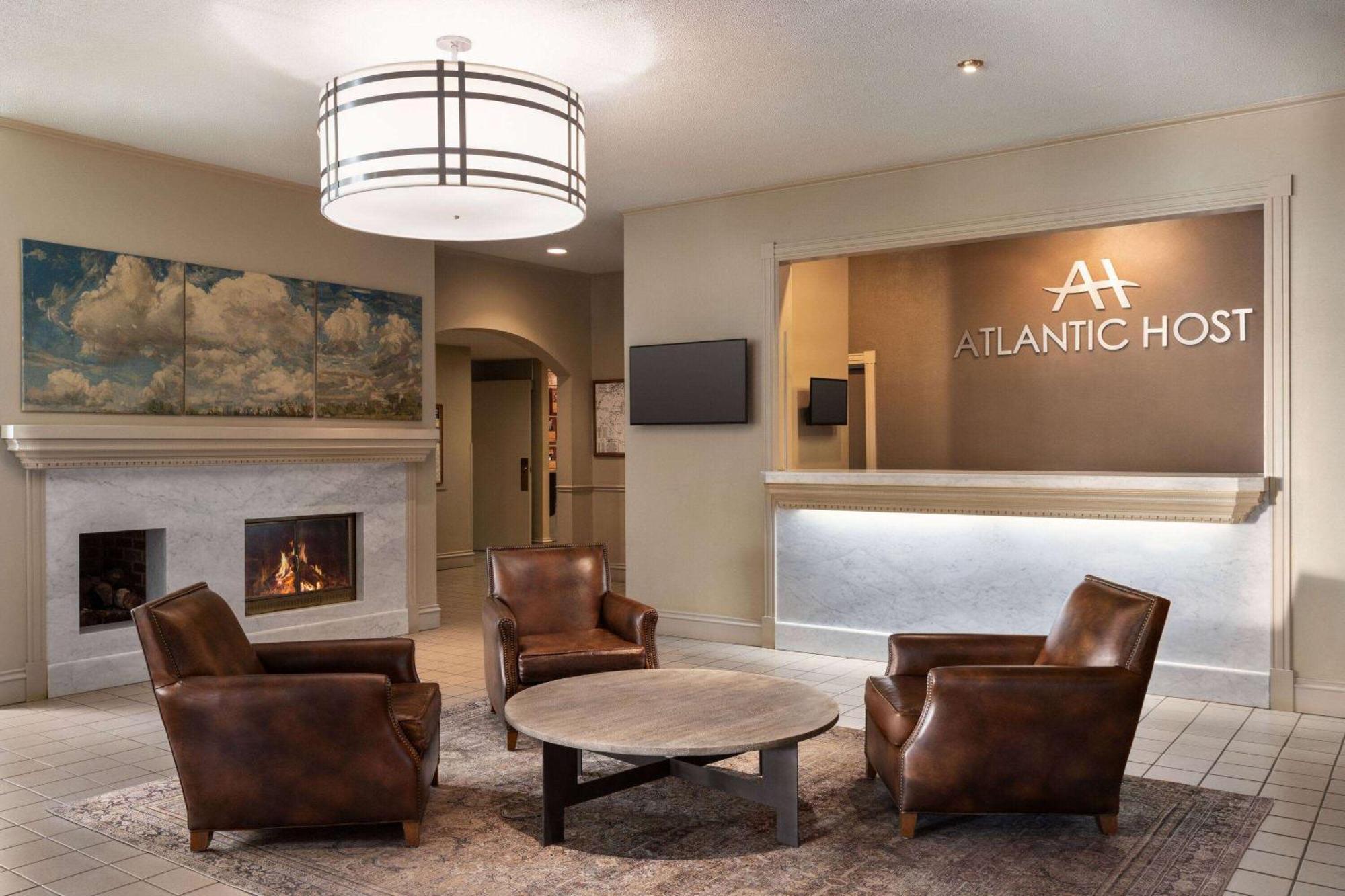 Atlantic Host Hotel, Trademark Collection By Wyndham Bathurst Exteriér fotografie